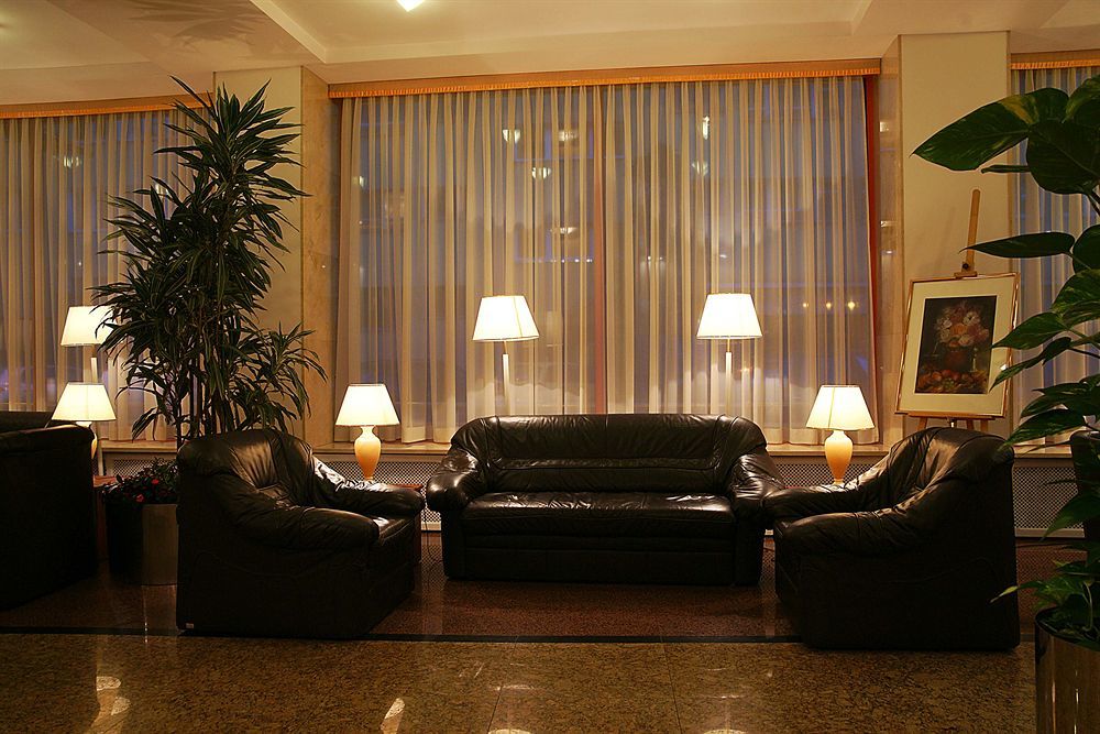 Hotel Reytan Varsó Kültér fotó